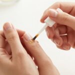 jak utwardzić paznokcie naturalne w domu bez użycia lampy UV